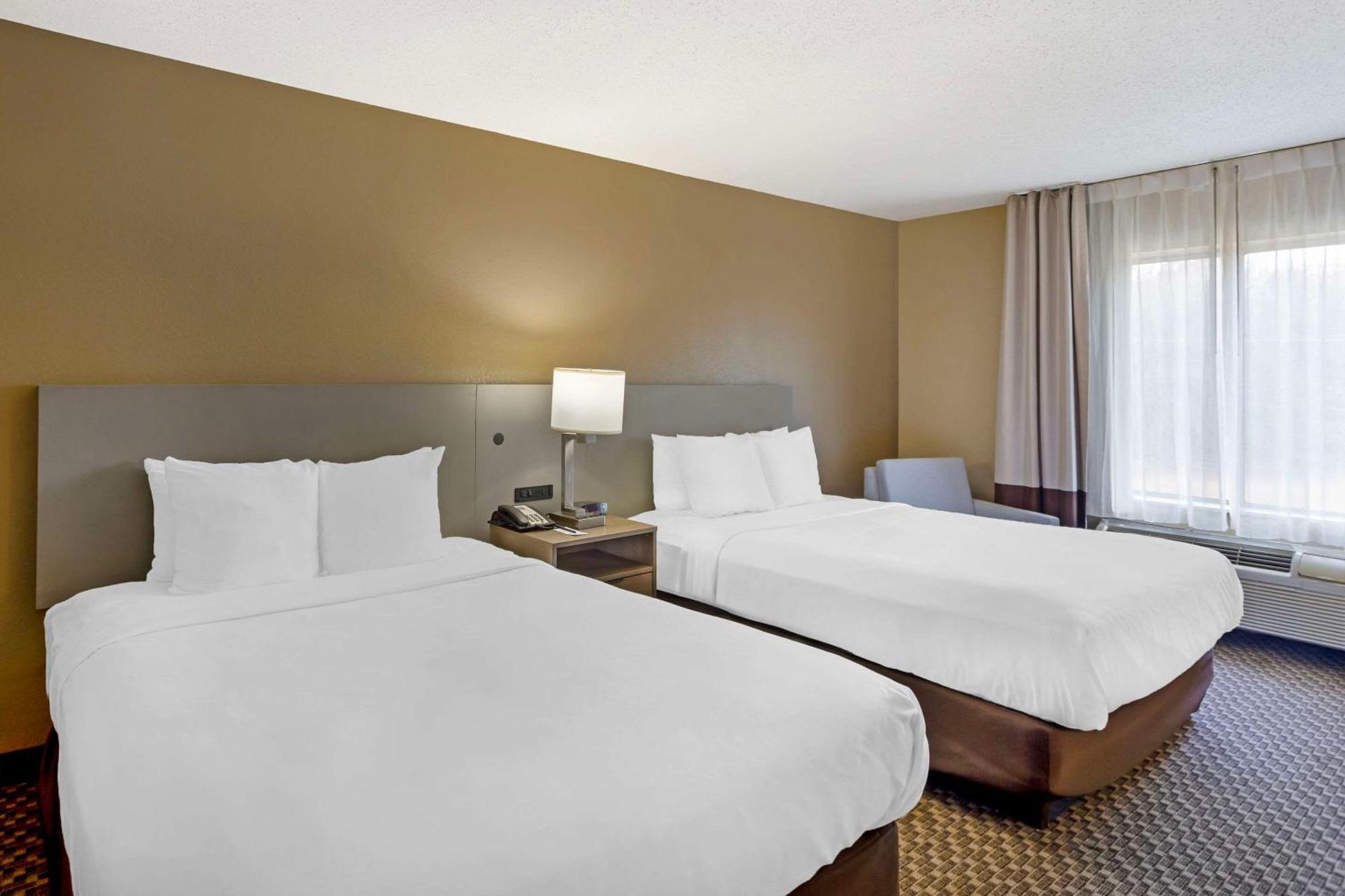 Comfort Inn & Suites Carneys Point Екстериор снимка