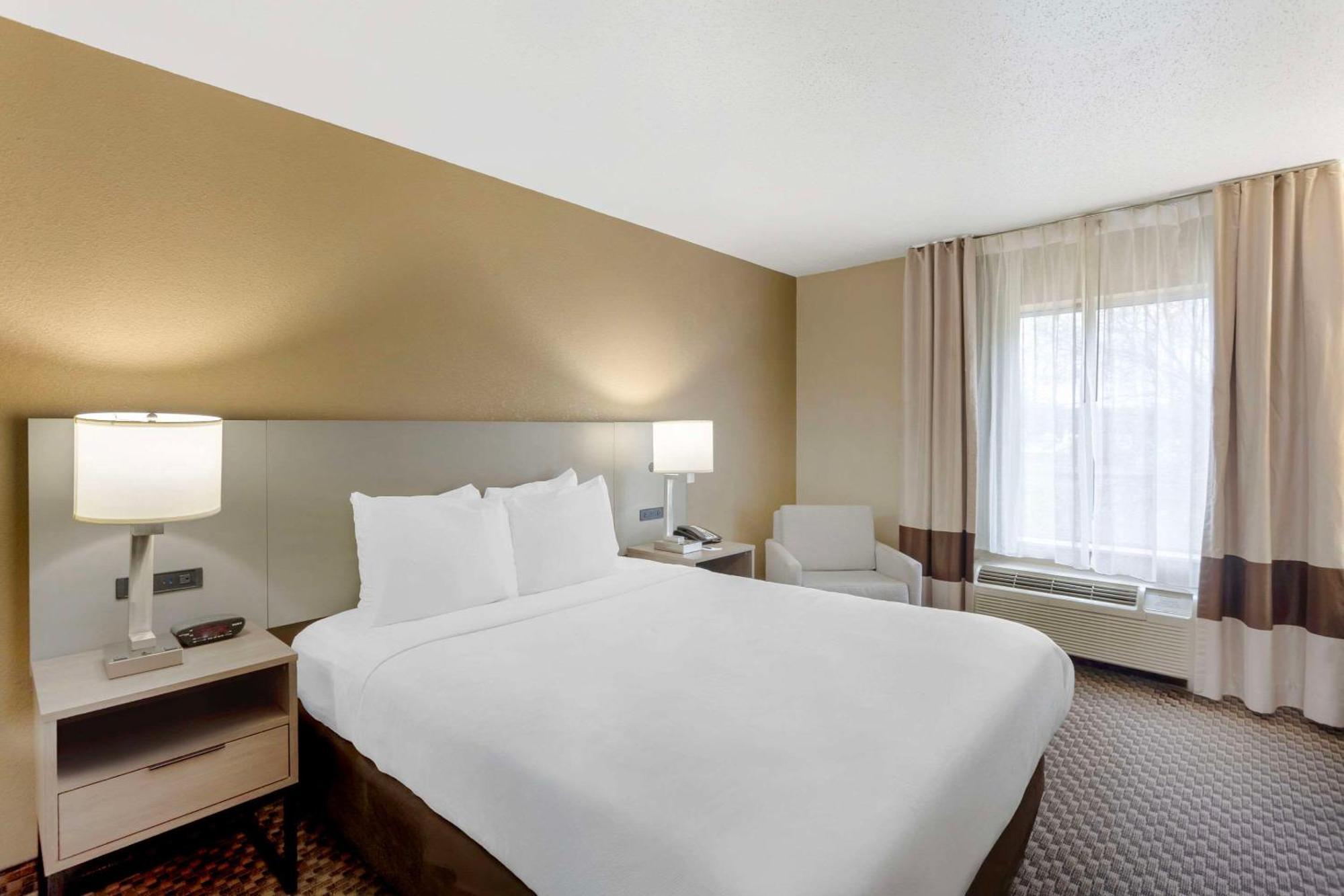 Comfort Inn & Suites Carneys Point Екстериор снимка